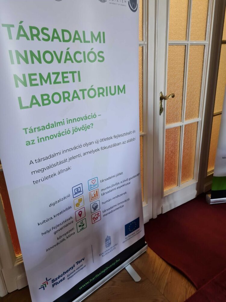 Miklós Sebők presents the ongoing research in MILAB at the TINLAB Social Innovation Management Forum