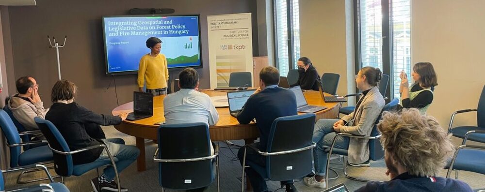 Nathalie Neptune’s presentation on Integrating Geospatial and Legislative Data at poltextLAB